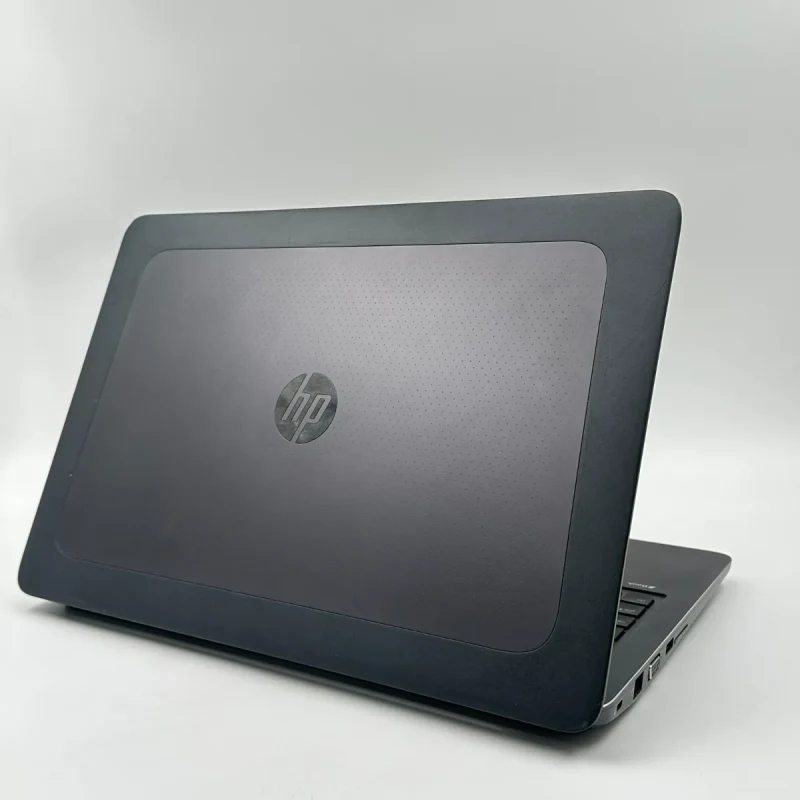 54. HP ZBook 15 G3 - i7 6820HQ/16GB/256GB/M2000 4GB